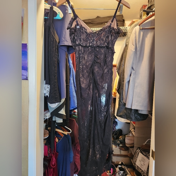 Black Lace Bodysuit Dress - Picture 5 of 6